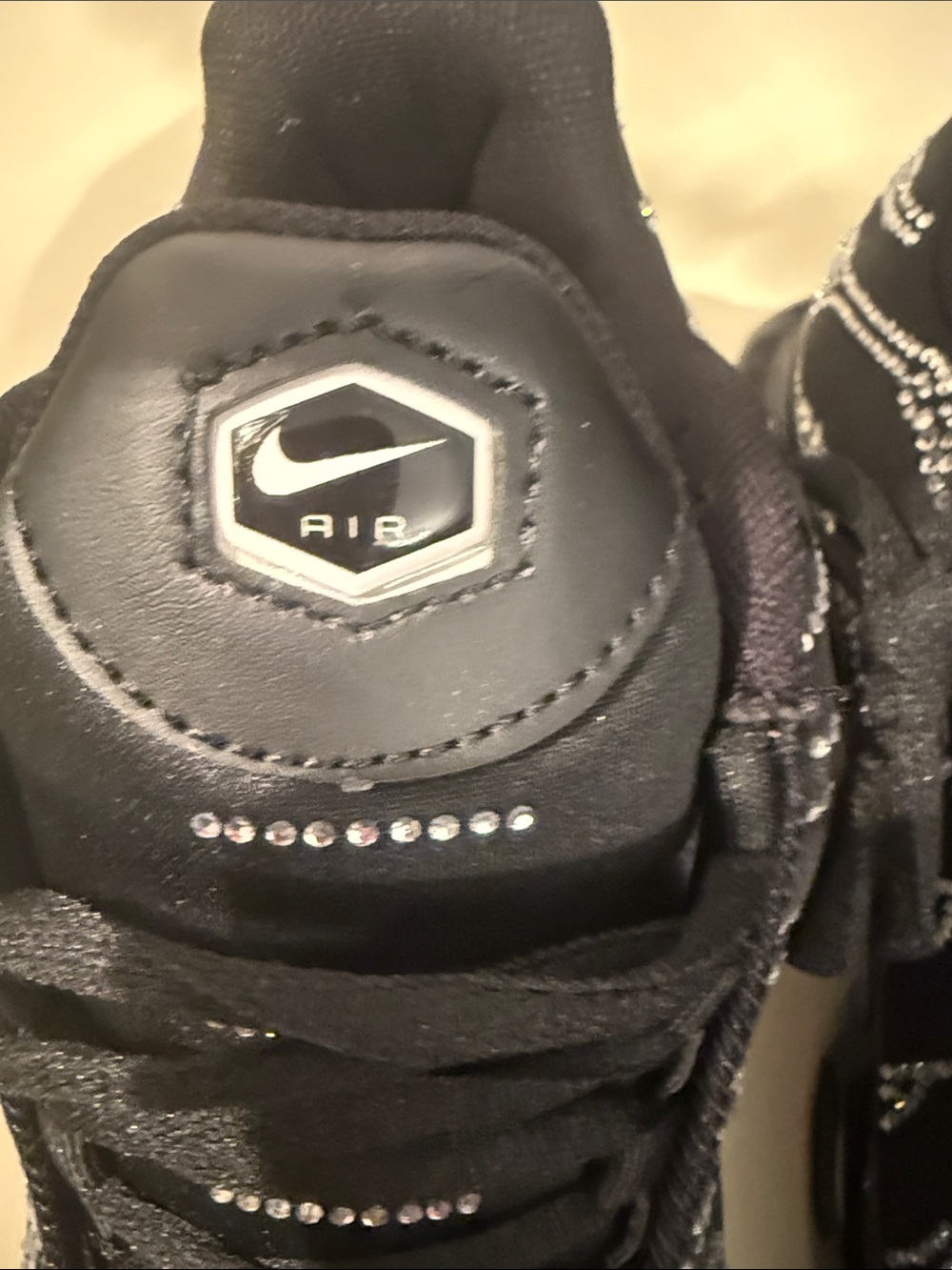 Nike Black womens Rhinestone-Accent Sneakers size 7 BNWOB - Picture 3 of 6